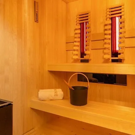 بيت للعطل Comfortable Homes, Pool, Sauna, Jacuzzi Kopań